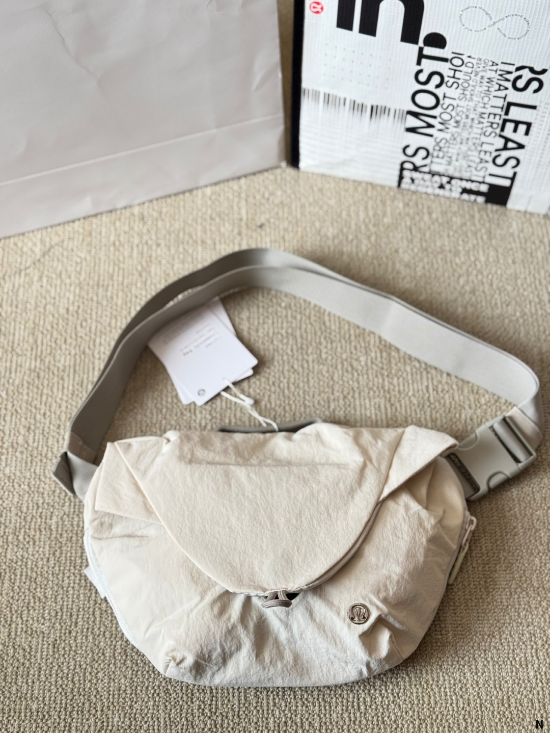 lululemon bag 20